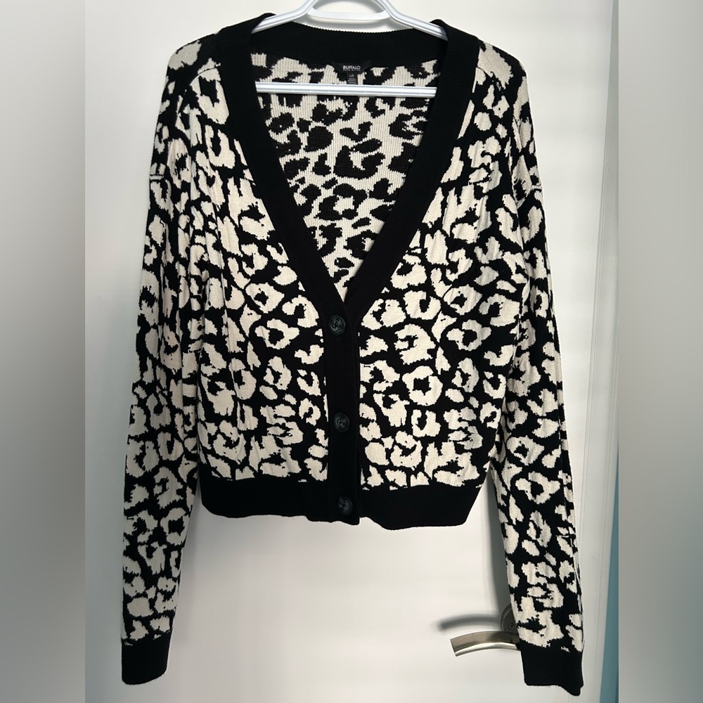 Buffalo David Bitton Monochrome Animal Print Cardigan